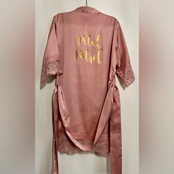 5 Brand New/Never Worn/Used Flower Girl Get Ready Silk/Lace Robes “Petal Patrol” - Picture 2 of 8